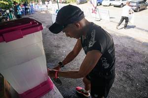 BIB: 
                            <button type="button" onclick="openModal(28154066)" class="btn btn-primary btn-sm float-right btn-popup" data-toggle="modal" data-target=".modal-high-quality">
                        <i class="fas fa-shopping-cart"></i> Add to Cart
                    </button>
                                            <button type="button" onclick="isThisMe(28154066, true)" class="btn btn-success btn-sm float-right btn-popup btn-isme hidden" data-toggle="tooltip" data-placement="bottom" title="นี่คือรูปของคุณใช่ไหม คลิกที่นี่เพื่อเอาเข้าอัลบั้ม">
                        <i class="fas fa-plus"></i> Add to album
                    </button>
                    <button type="button" onclick="isThisMe(28154066, false)" class="btn btn-warning btn-sm float-right btn-popup btn-isnotme hidden">
                        <i class="fas fa-ban"></i> Remove from album
                    </button>